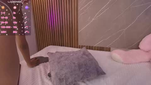 biancaa__18 online show from March 25, 8:23 pm