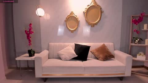 Bianca Pierce online show from February 6, 10:58 am