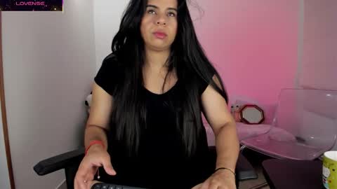 Biancastrong.. IGThebiancastrong online show from November 26, 2:45 am