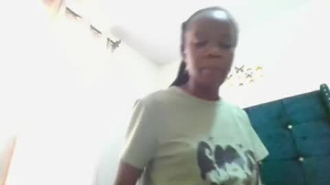 bigbaby004 online show from February 9, 7:10 am