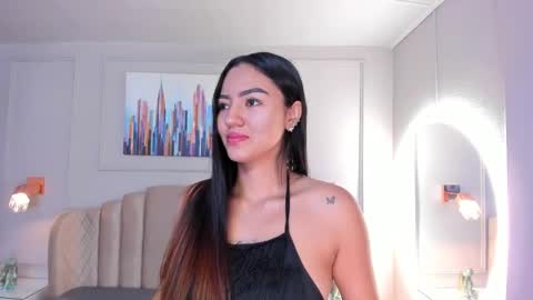   online show from February 8, 10:18 am