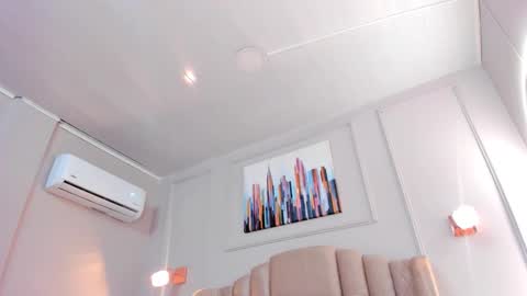   online show from December 19, 10:18 am