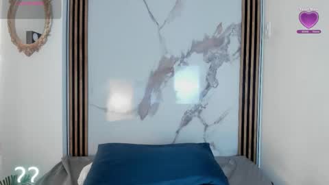 bilie__eilish online show from February 5, 12:19 pm