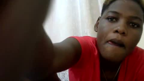 Snapshot of black_berry9 chatting on March 5, 11:06 am black_berry9 online show from March 5, 11:06 am