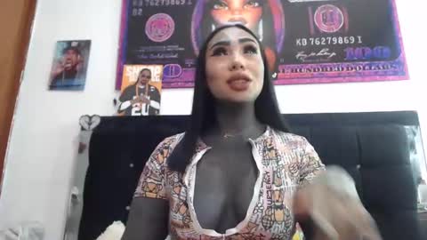 Snapshot of black_eyestattoo chatting on February 26, 12:09 am karenth soto online show from February 26, 12:09 am