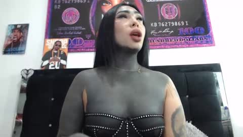 Snapshot of black_eyestattoo chatting on January 27, 10:06 pm karenth soto online show from January 27, 10:06 pm