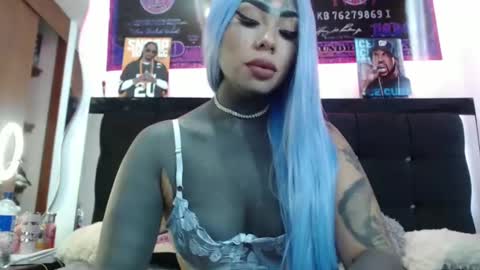 Snapshot of black_eyestattoo chatting on January 8, 10:06 pm karenth soto online show from January 8, 10:06 pm