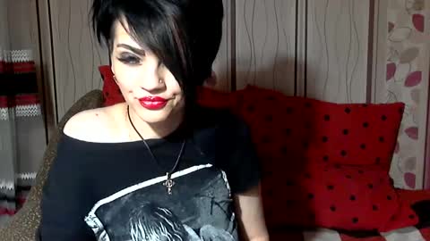 Snapshot of black_hot_01 chatting on December 29, 6:16 pm black_hot_01 online show from December 29, 6:16 pm
