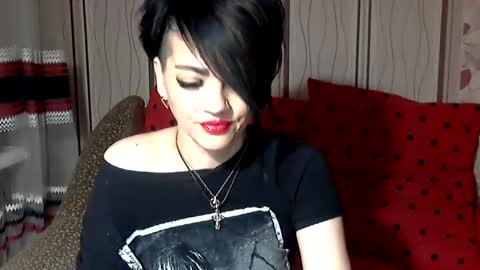Snapshot of black_hot_01 chatting on January 5, 4:04 am black_hot_01 online show from January 5, 4:04 am