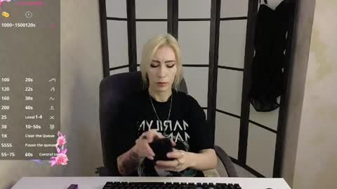 Emily online show from April 19, 8:14 am