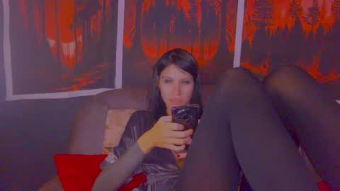 Kristin online show from October 18, 8:10 pm