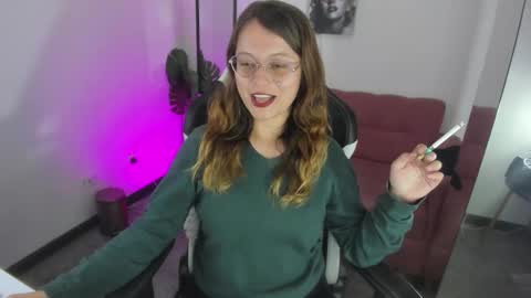 Sophie online show from December 17, 11:53 pm