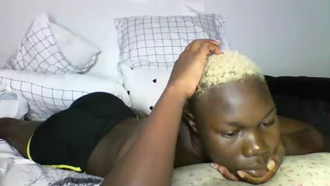 blackmarvel02 online show from January 18, 5:59 am