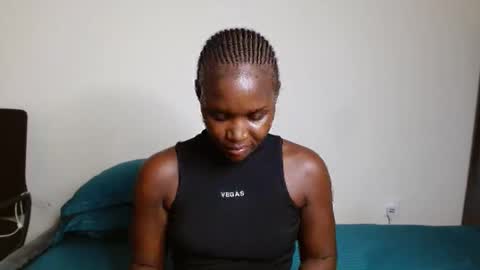 Snapshot of blackmellanin_ chatting on March 10, 11:55 am Smiley sylivia online show from March 10, 11:55 am