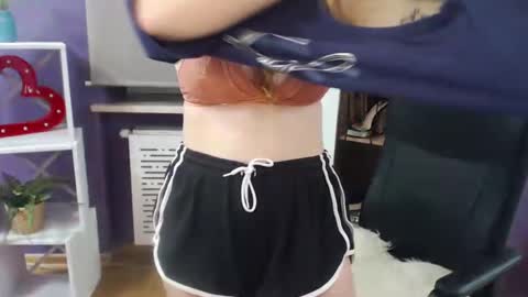 Snapshot of blackrosezoey chatting on December 31, 5:44 am Z O E Y online show from December 31, 5:44 am