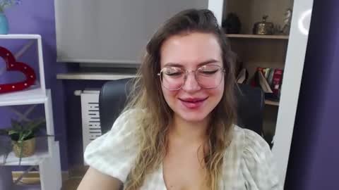 Snapshot of blackrosezoey chatting on January 23, 5:35 am Z O E Y online show from January 23, 5:35 am