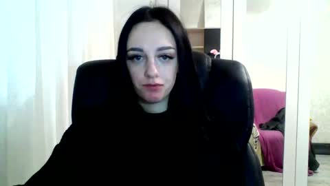 Snapshot of blacky_berry chatting on January 30, 6:54 pm Ivy online show from January 30, 6:54 pm