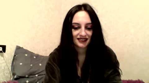 Snapshot of blacky_berry chatting on January 23, 2:23 am Ivy online show from January 23, 2:23 am