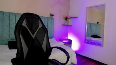 Blair  online show from December 26, 7:49 pm