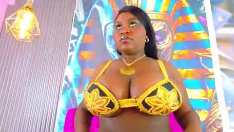 Blaisysmith online show from October 31, 11:58 am