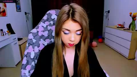 Nicole online show from March 11, 5:57 am