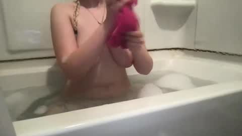 BlondeBaby online show from December 15, 2:22 pm