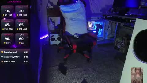 Bubbles online show from November 3, 11:03 am