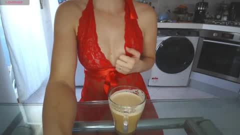 Blondie online show from November 3, 8:40 am