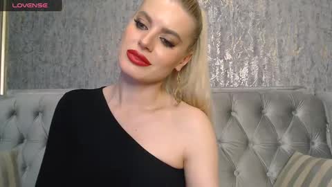 Helen online show from January 11, 7:38 pm