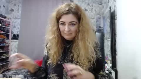 BlondMILfs online show from January 15, 1:20 pm