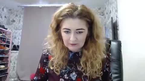 BlondMILfs online show from January 21, 10:30 am