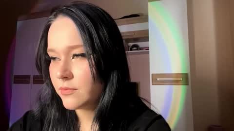 Snapshot of blossombuesing chatting on October 20, 9:12 am Mira online show from October 20, 9:12 am