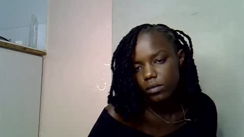 blue_savagee online show from November 4, 9:20 pm