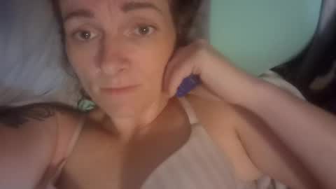 blueeyes1518 online show from October 1, 7:13 am