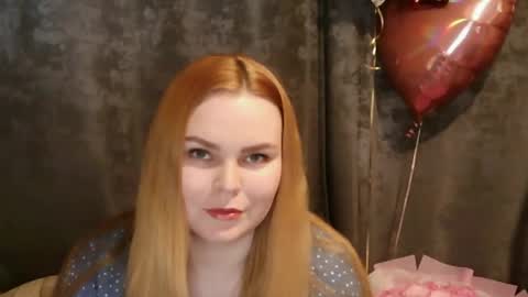 blushing_star online show from April 27, 4:15 pm