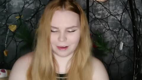 blushing_star online show from April 13, 4:08 pm