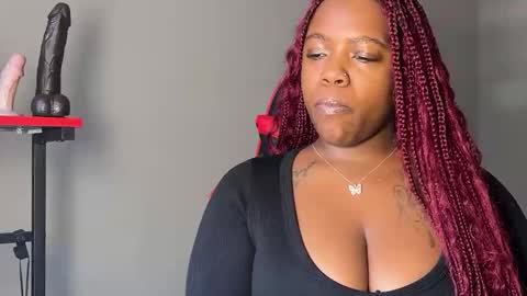       online show from February 8, 8:45 pm