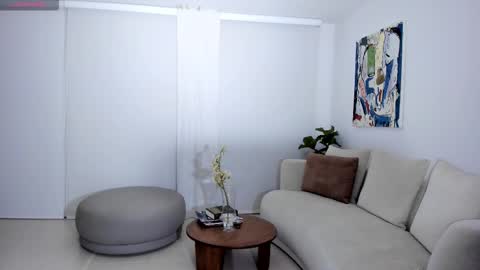 danna online show from January 15, 10:43 am