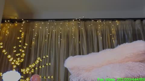 Bomb Ass online show from November 10, 11:11 pm