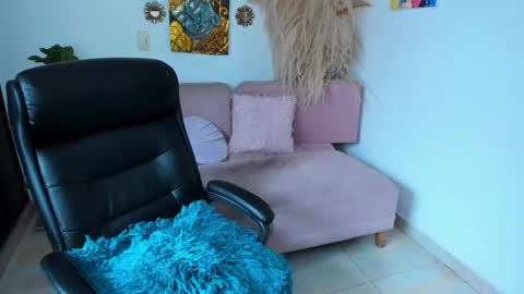  Salma Independent Model online show from January 30, 4:02 pm