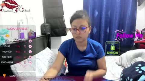 Snapshot of bonnie_lam_ chatting on March 3, 12:34 am bonnie lam hello welcome to my room I hope you have fun and you can reach your maximum pleasure here with me online show from March 3, 12:34 am