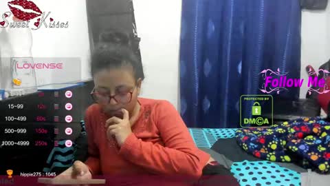 Snapshot of bonnie_lam_ chatting on February 5, 4:27 am bonnie lam hello welcome to my room I hope you have fun and you can reach your maximum pleasure here with me online show from February 5, 4:27 am