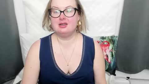 Bonnie online show from February 5, 7:00 am