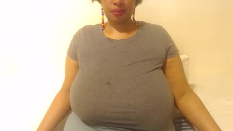boobyqueen online show from September 15, 6:59 pm