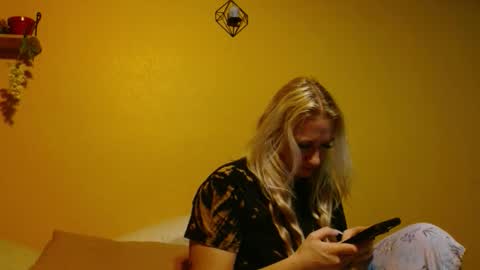 i am a naughty jedi knight online show from March 16, 6:06 am