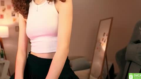 Lilly online show from October 5, 2:22 pm