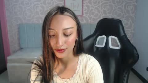 Snapshot of branndy_ch chatting on October 9, 4:44 pm Brandy Gomez online show from October 9, 4:44 pm