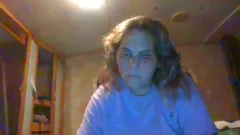 Snapshot of bratbrat23 chatting on October 20, 2:14 am Bay online show from October 20, 2:14 am