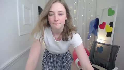 Bree online show from May 13, 4:24 pm