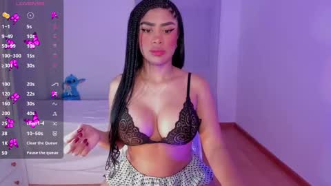 Snapshot of briana_walker chatting on February 27, 9:00 am briana online show from February 27, 9:00 am